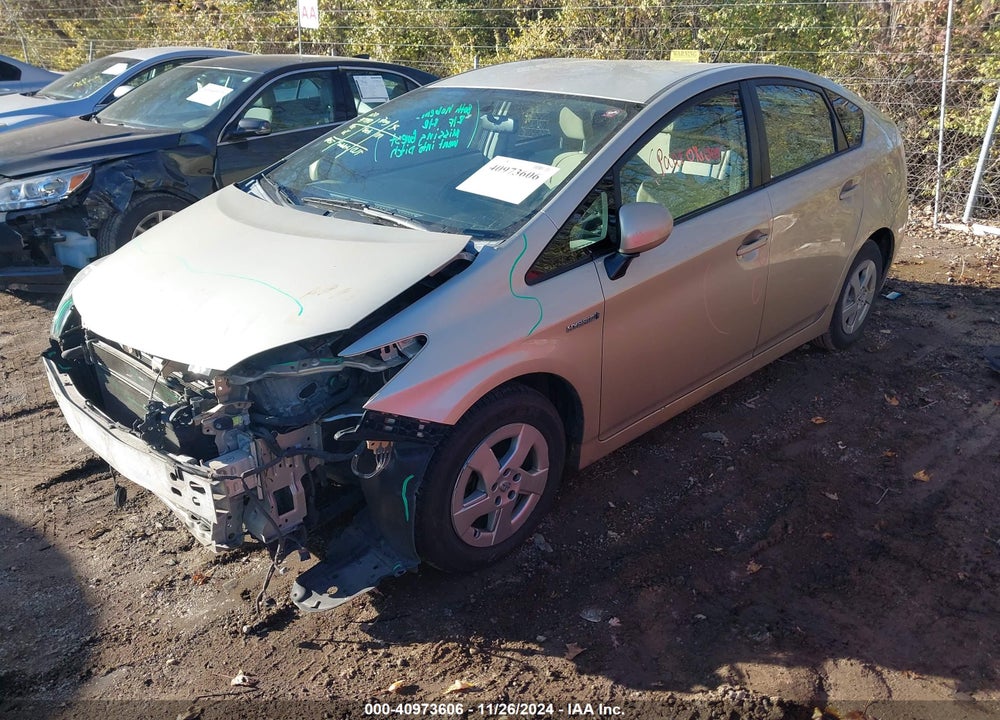 2011 TOYOTA PRIUS TWO VIN: JTDKN3DU4B0282963
