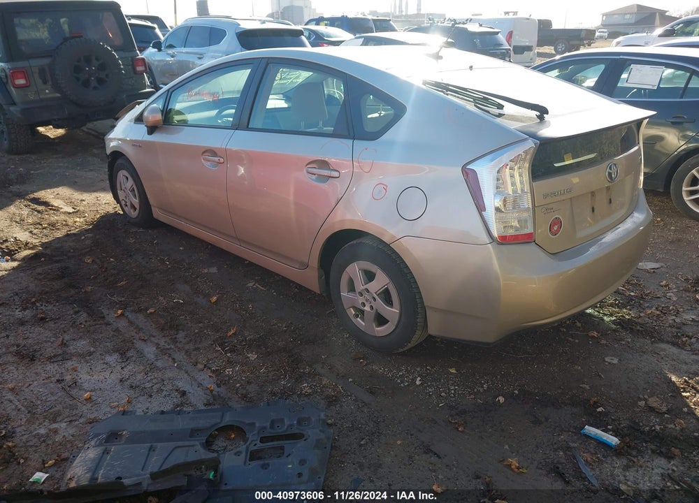 2011 TOYOTA PRIUS TWO VIN: JTDKN3DU4B0282963