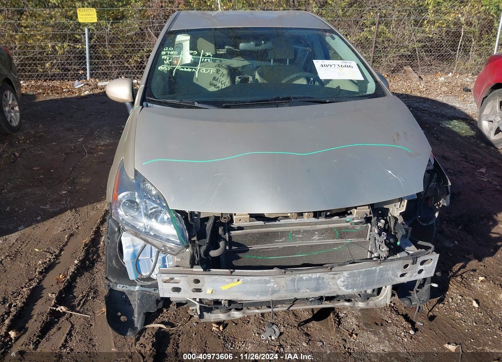 2011 TOYOTA PRIUS TWO VIN: JTDKN3DU4B0282963