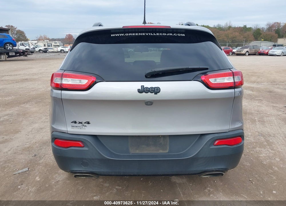 2018 JEEP CHEROKEE LATITUDE 4X4 VIN: 1C4PJMCX7JD507936