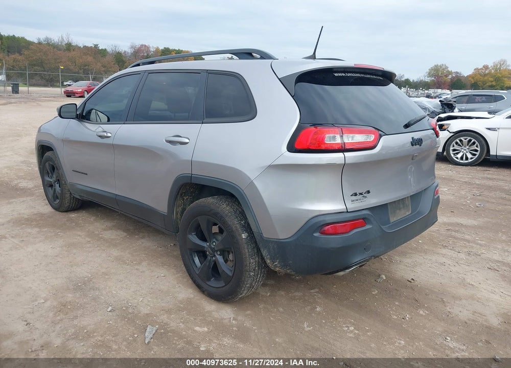 2018 JEEP CHEROKEE LATITUDE 4X4 VIN: 1C4PJMCX7JD507936