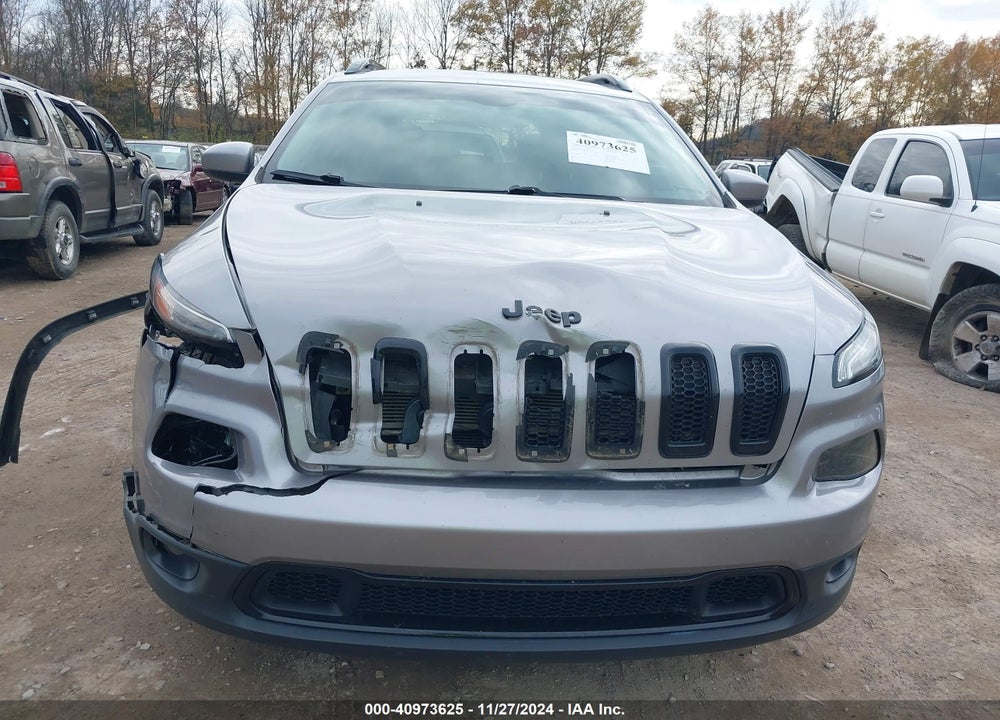 2018 JEEP CHEROKEE LATITUDE 4X4 VIN: 1C4PJMCX7JD507936