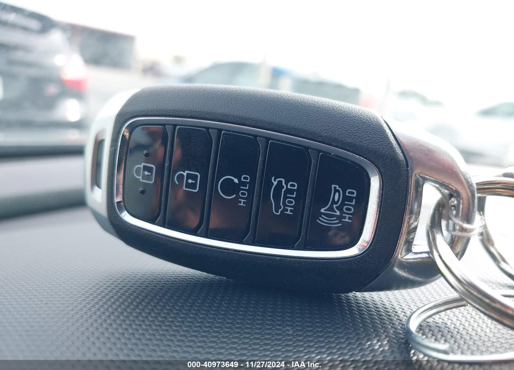 2022 HYUNDAI ELANTRA VIN: KMHLS4AG0NU248206