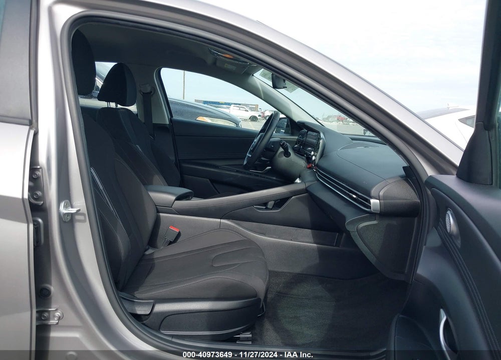 2022 HYUNDAI ELANTRA VIN: KMHLS4AG0NU248206