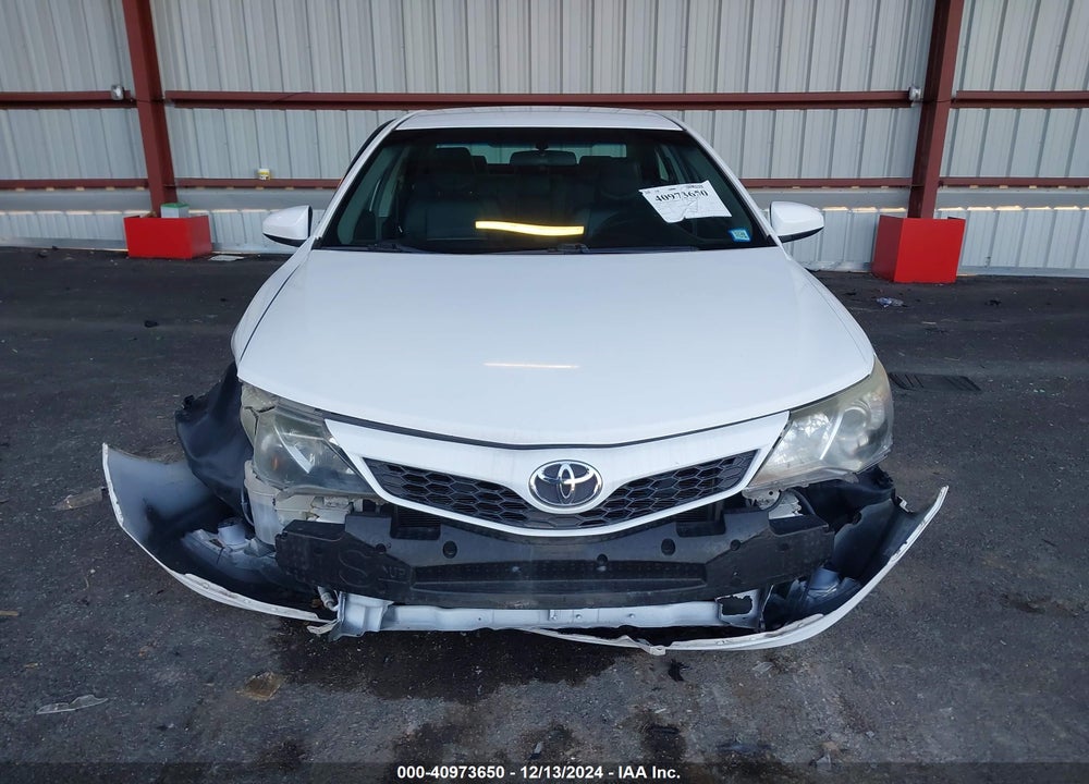 2014 TOYOTA CAMRY SE VIN: 4T1BF1FK9EU749719