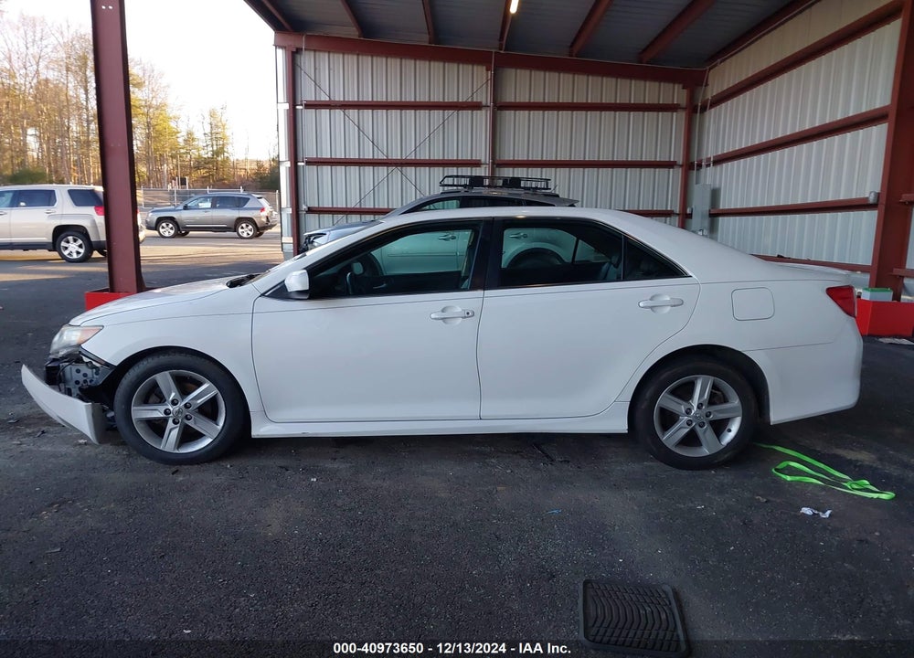 2014 TOYOTA CAMRY SE VIN: 4T1BF1FK9EU749719