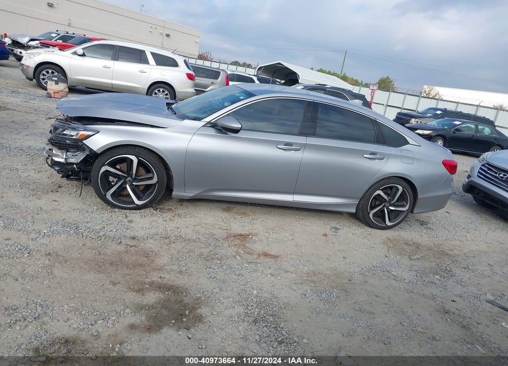 2018 HONDA ACCORD VIN: 1HGCV1F36JA209973