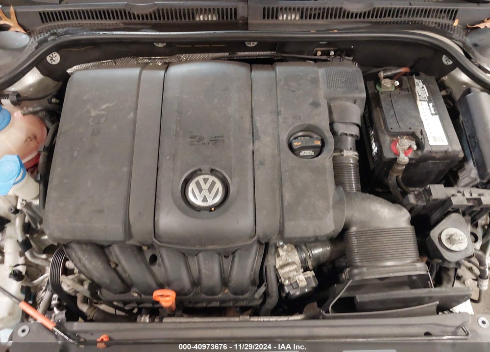 2013 VOLKSWAGEN JETTA 2.5L SE VIN: 3VWDP7AJ4DM217497