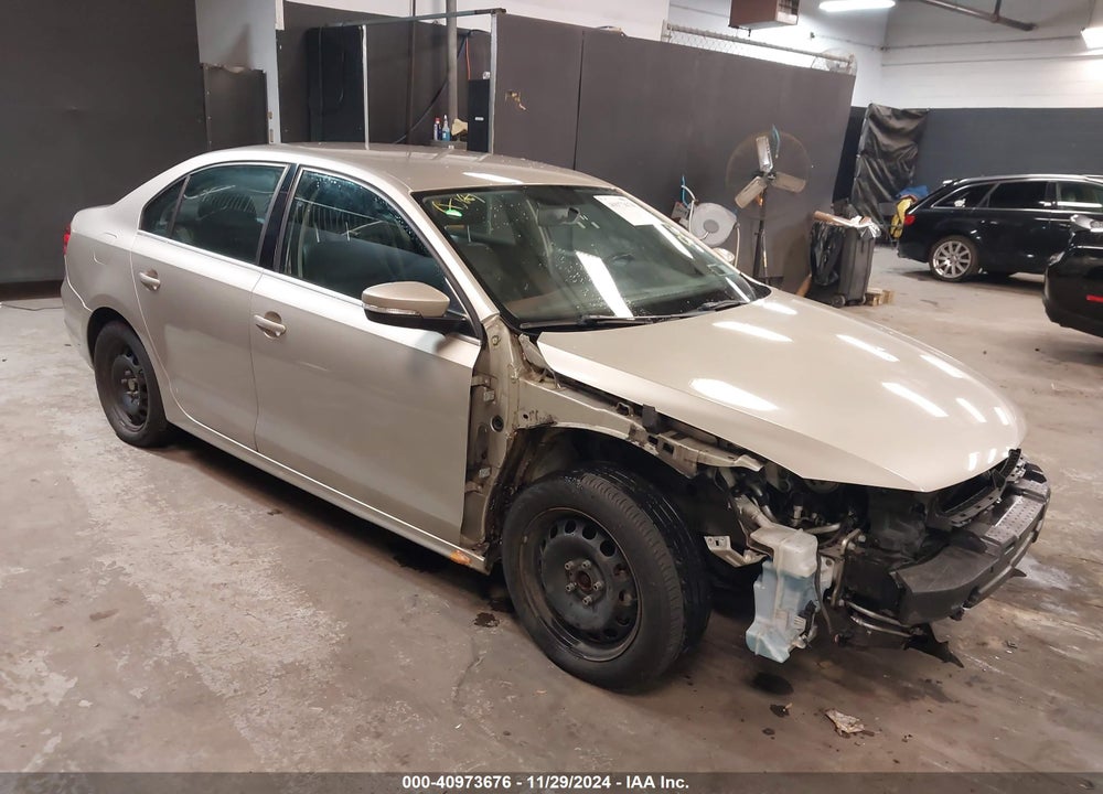 2013 VOLKSWAGEN JETTA 2.5L SE VIN: 3VWDP7AJ4DM217497