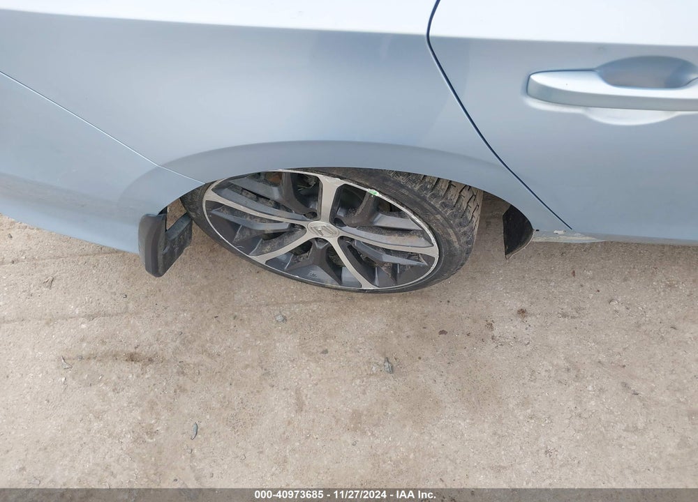 2022 HONDA CIVIC TOURING VIN: 2HGFE1F94NH300636