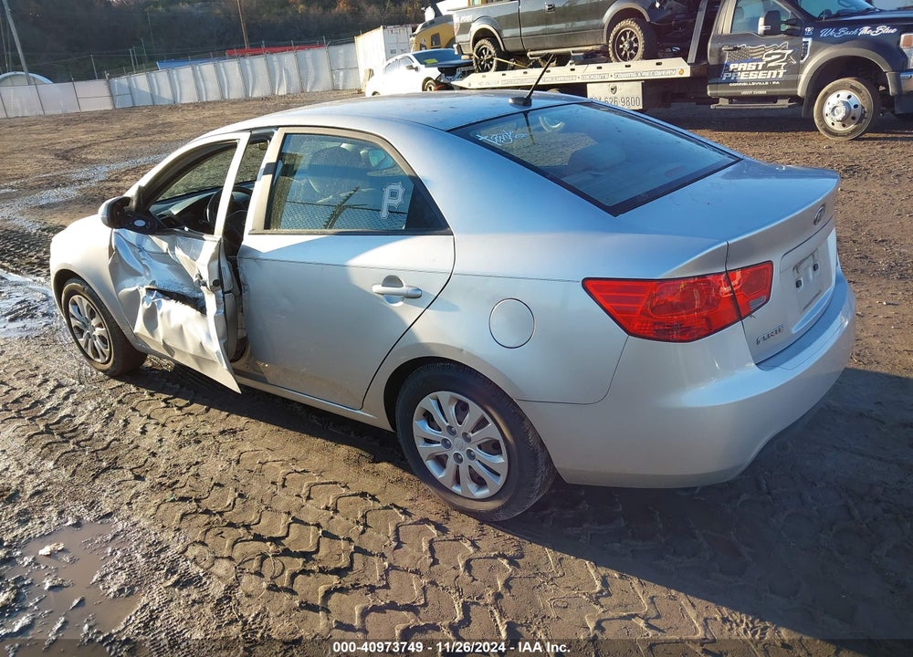 2012 KIA FORTE EX VIN: KNAFU4A25C5588469