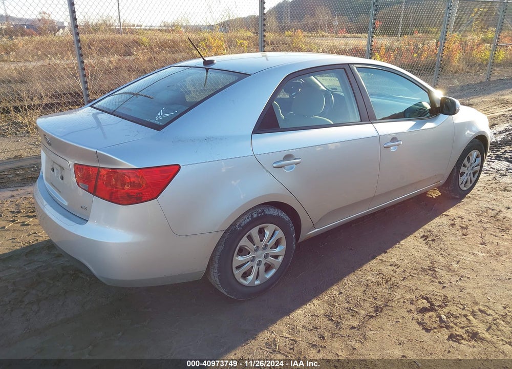 2012 KIA FORTE EX VIN: KNAFU4A25C5588469
