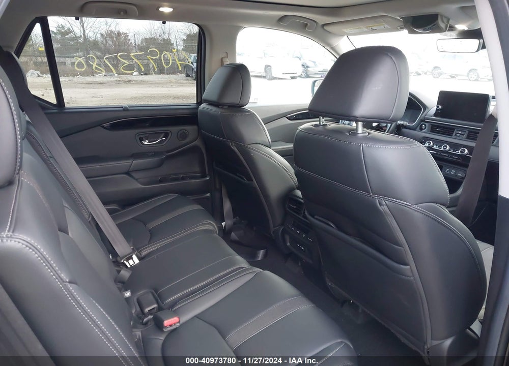 2024 HONDA PILOT VIN: 5FNYG1H72RB007519