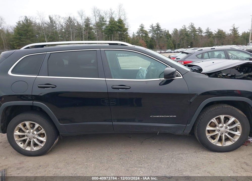 2019 JEEP CHEROKEE LATITUDE 4X4 VIN: 1C4PJMCB1KD489908