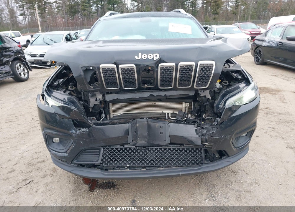 2019 JEEP CHEROKEE LATITUDE 4X4 VIN: 1C4PJMCB1KD489908