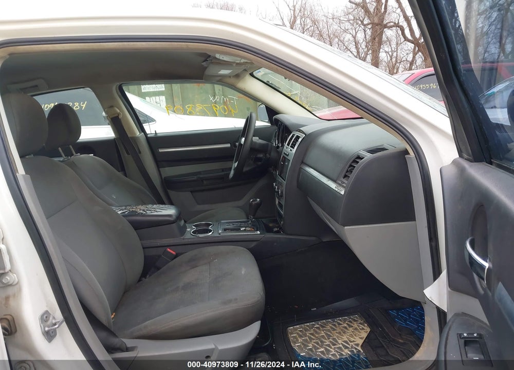 2009 DODGE CHARGER VIN: 2B3KA33V19H576673