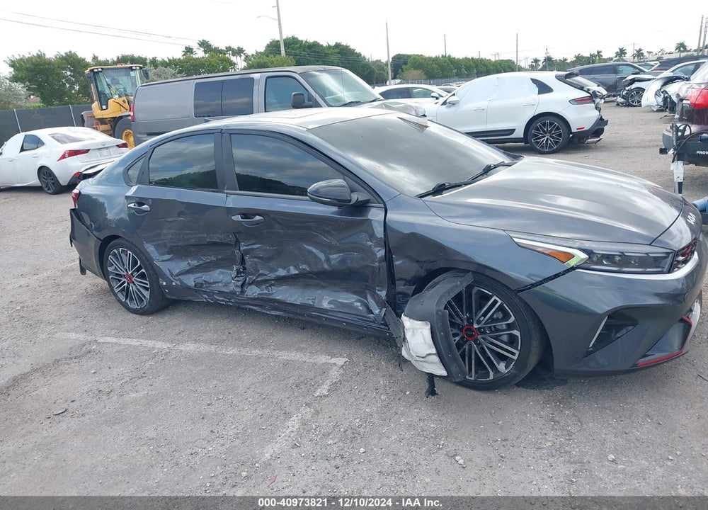 2022 KIA FORTE GT VIN: 3KPF44AC8NE451576