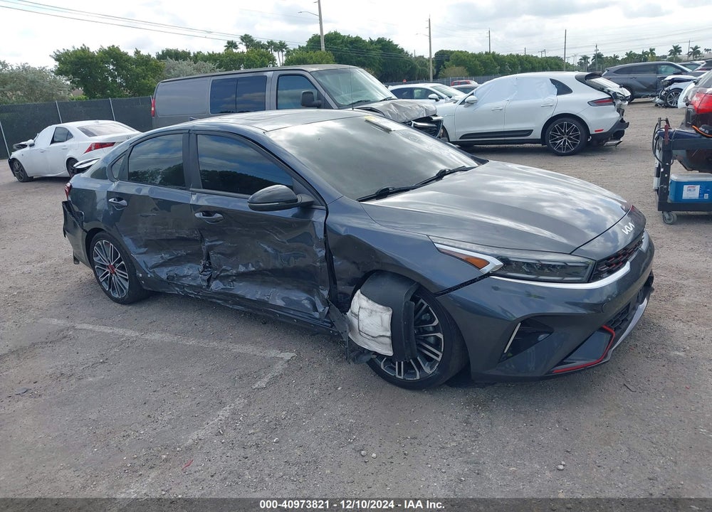 2022 KIA FORTE GT VIN: 3KPF44AC8NE451576