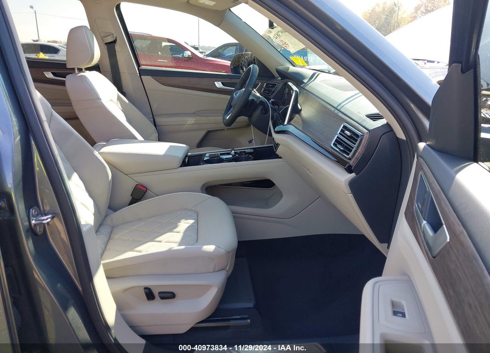 2024 VOLKSWAGEN ATLAS VIN: 1V2FR2CA5RC604721