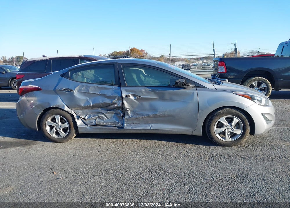 2015 HYUNDAI ELANTRA SE VIN: KMHDH4AE3FU354393