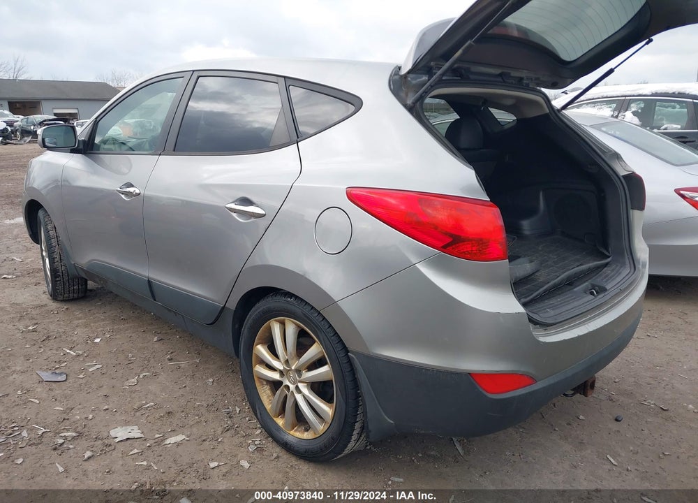 2013 HYUNDAI TUCSON LIMITED VIN: KM8JUCACXDU557981