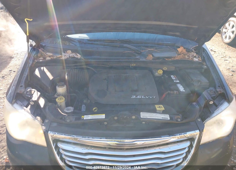 2011 CHRYSLER TOWN & COUNTRY LIMITED VIN: 2A4RR6DG1BR746547