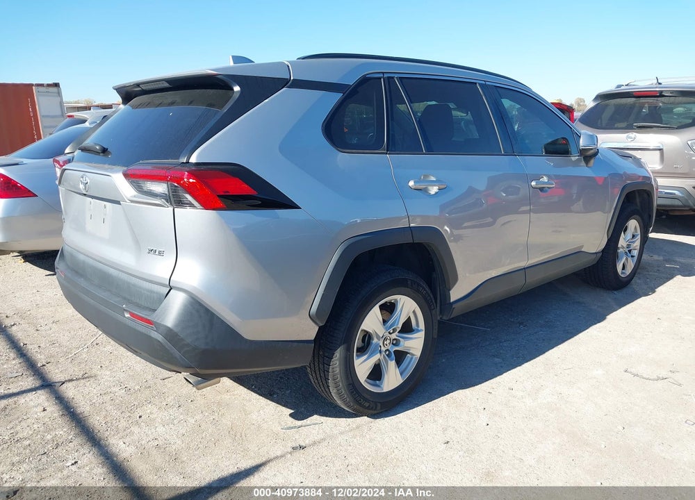 2021 TOYOTA RAV4 XLE VIN: 2T3W1RFV4MC131286