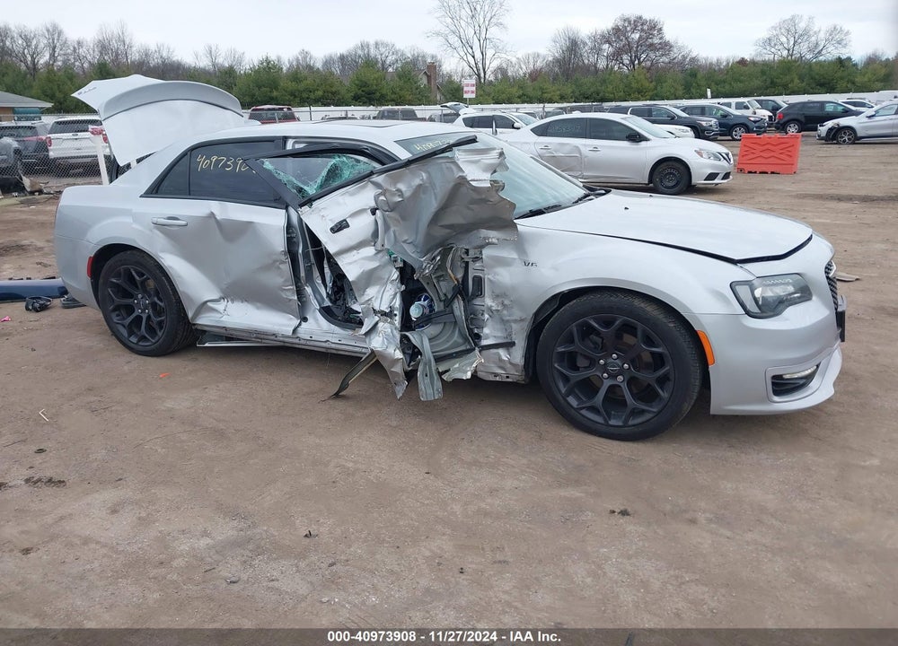 2019 CHRYSLER 300 VIN: 2C3CCABG8KH760801