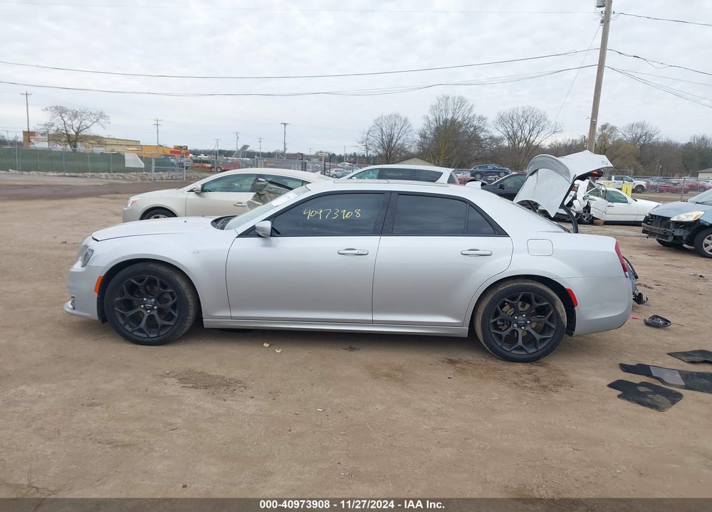 2019 CHRYSLER 300 VIN: 2C3CCABG8KH760801