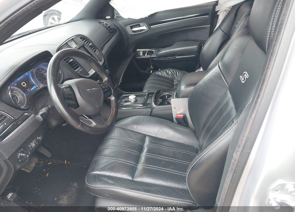2019 CHRYSLER 300 VIN: 2C3CCABG8KH760801