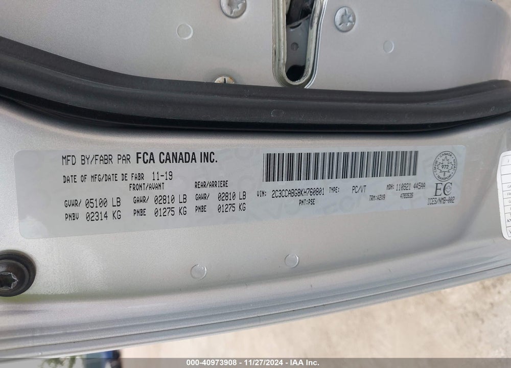 2019 CHRYSLER 300 VIN: 2C3CCABG8KH760801