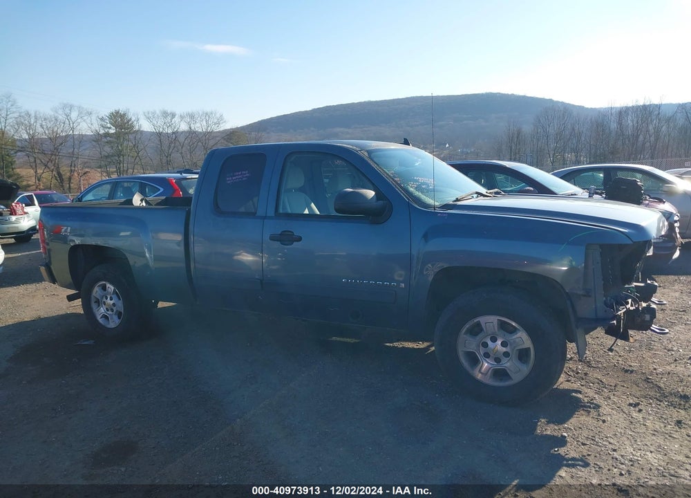 2007 CHEVROLET SILVERADO 1500 LT1 VIN: 1GCEK19J27Z571495