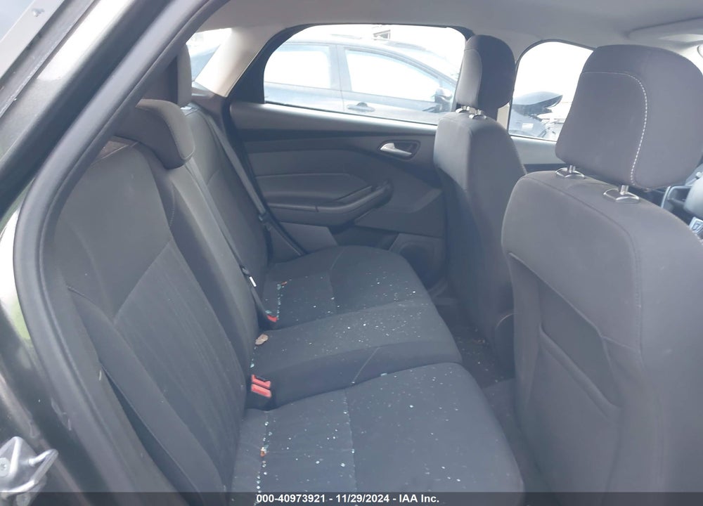 2018 FORD FOCUS VIN: 1FADP3K27JL219623