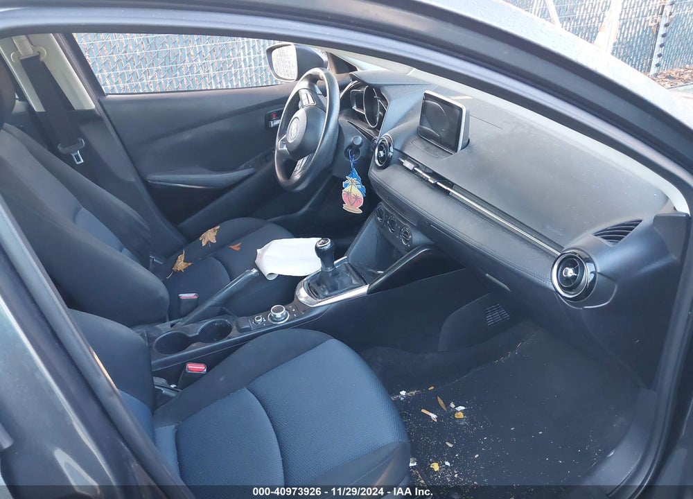 2016 SCION IA VIN: 3MYDLBZV6GY139151