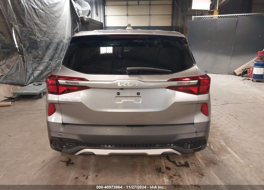 2022 KIA SELTOS LX VIN: KNDEPCAA2N7339013