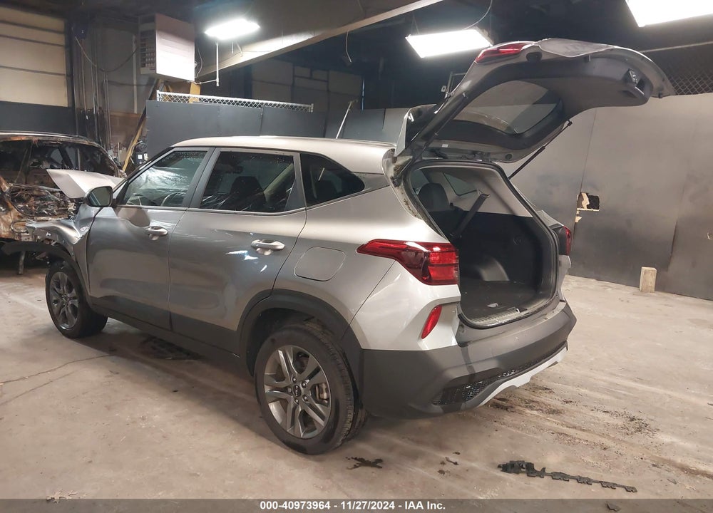 2022 KIA SELTOS LX VIN: KNDEPCAA2N7339013