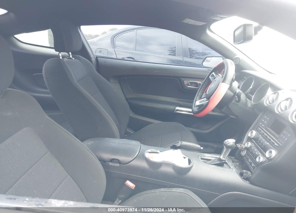 2016 FORD MUSTANG V6 VIN: 1FA6P8AM4G5267439