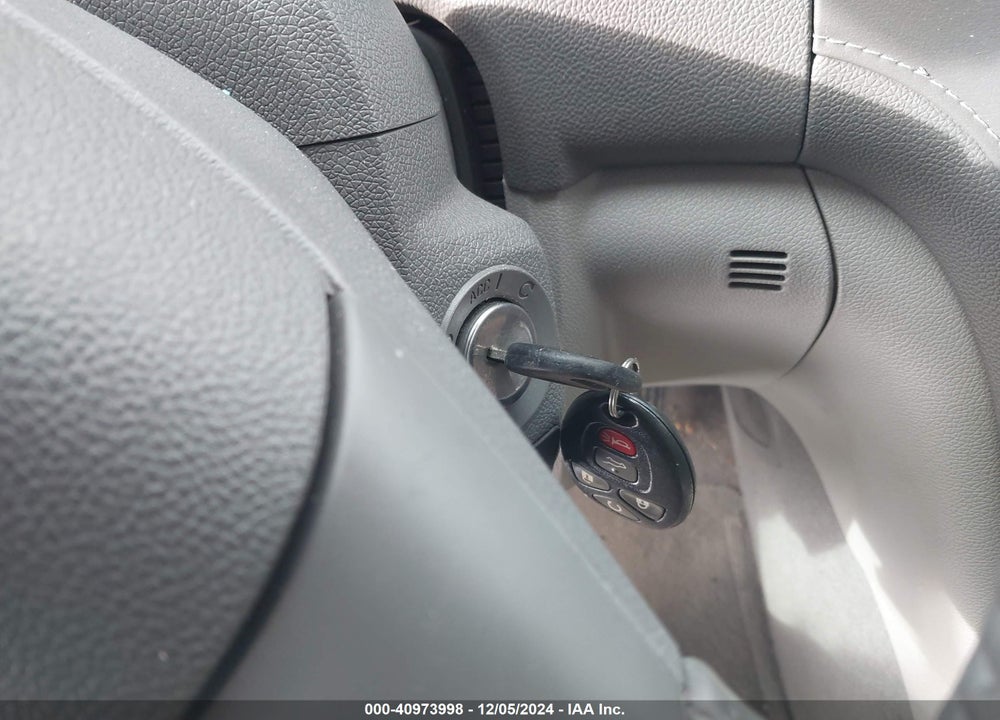 2016 BUICK ENCLAVE CONVENIENCE VIN: 5GAKRAKD7GJ332317