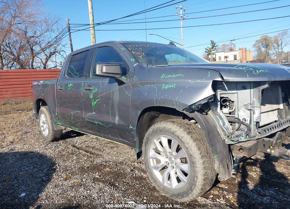 2021 CHEVROLET SILVERADO 1500 4WD SHORT BED CUSTOM VIN: 1GCPYBEH2MZ156639