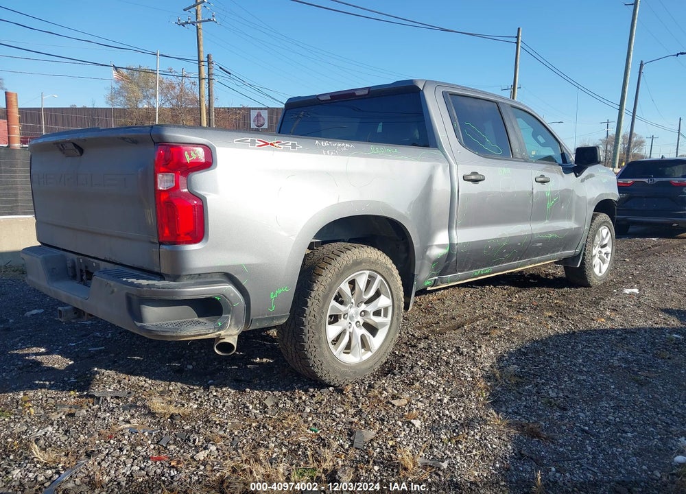 2021 CHEVROLET SILVERADO 1500 4WD SHORT BED CUSTOM VIN: 1GCPYBEH2MZ156639