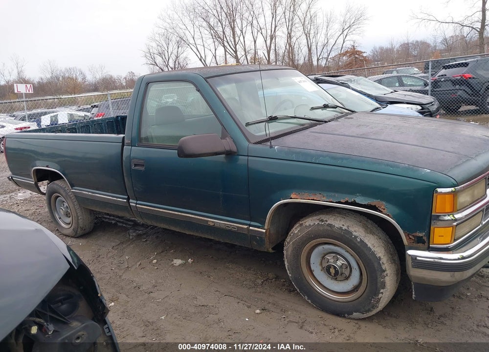 1995 CHEVROLET GMT-400 C2500 VIN: 1GCFC24K8SE249497