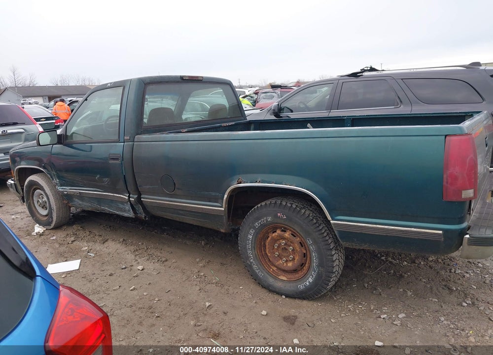1995 CHEVROLET GMT-400 C2500 VIN: 1GCFC24K8SE249497