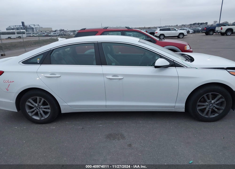 2016 HYUNDAI SONATA VIN: 5NPE24AF5GH306148