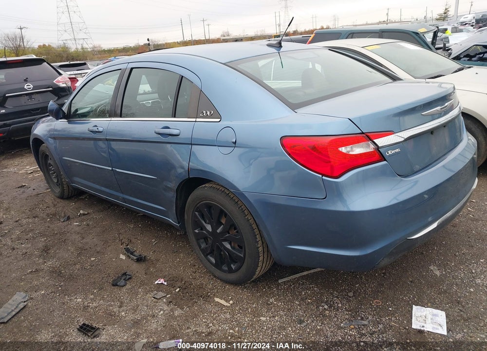 2011 CHRYSLER 200 LX VIN: 1C3BC4FBXBN558089