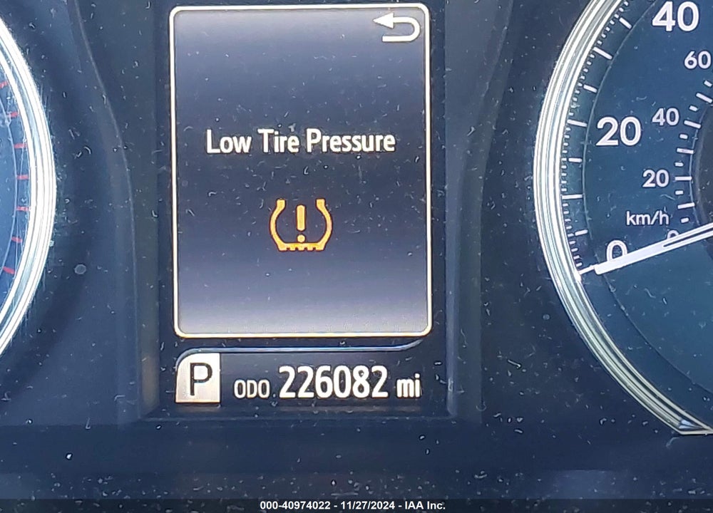 2017 TOYOTA CAMRY LE VIN: 4T1BF1FK7HU379763
