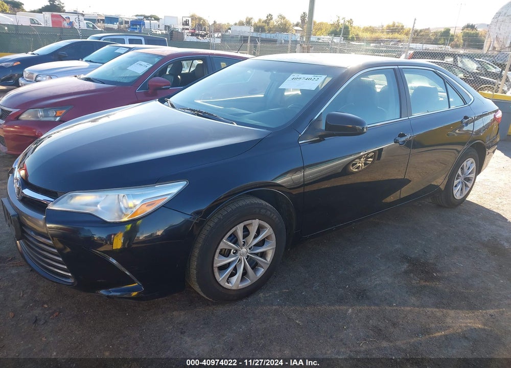 2017 TOYOTA CAMRY LE VIN: 4T1BF1FK7HU379763