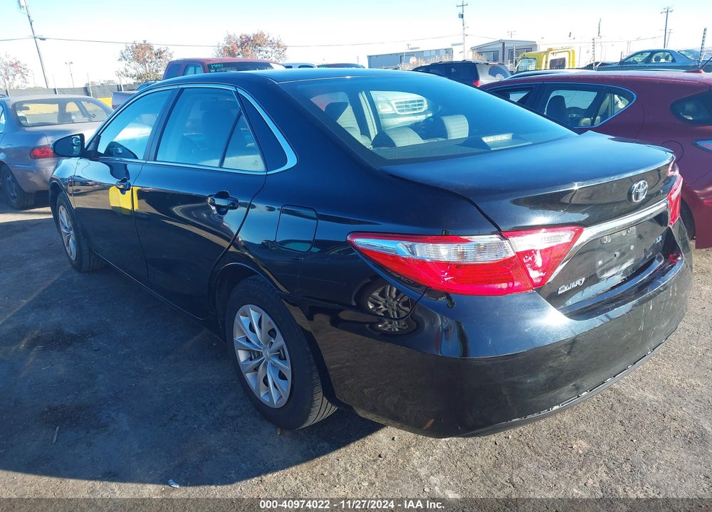 2017 TOYOTA CAMRY LE VIN: 4T1BF1FK7HU379763