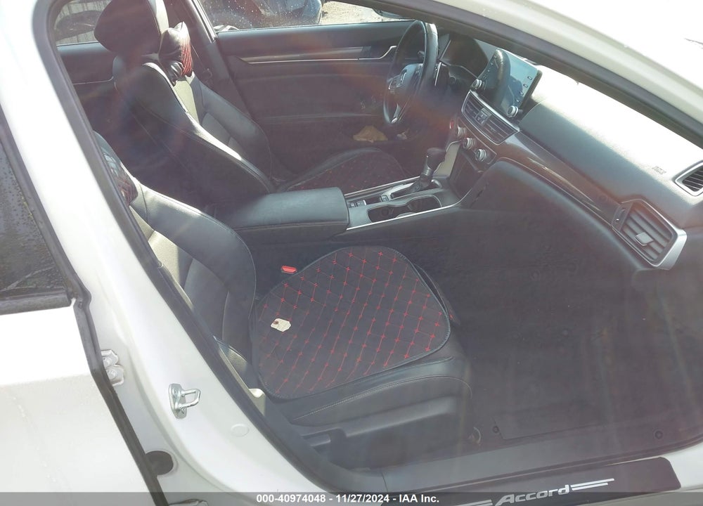 2018 HONDA ACCORD VIN: 1HGCV1F3XJA248470