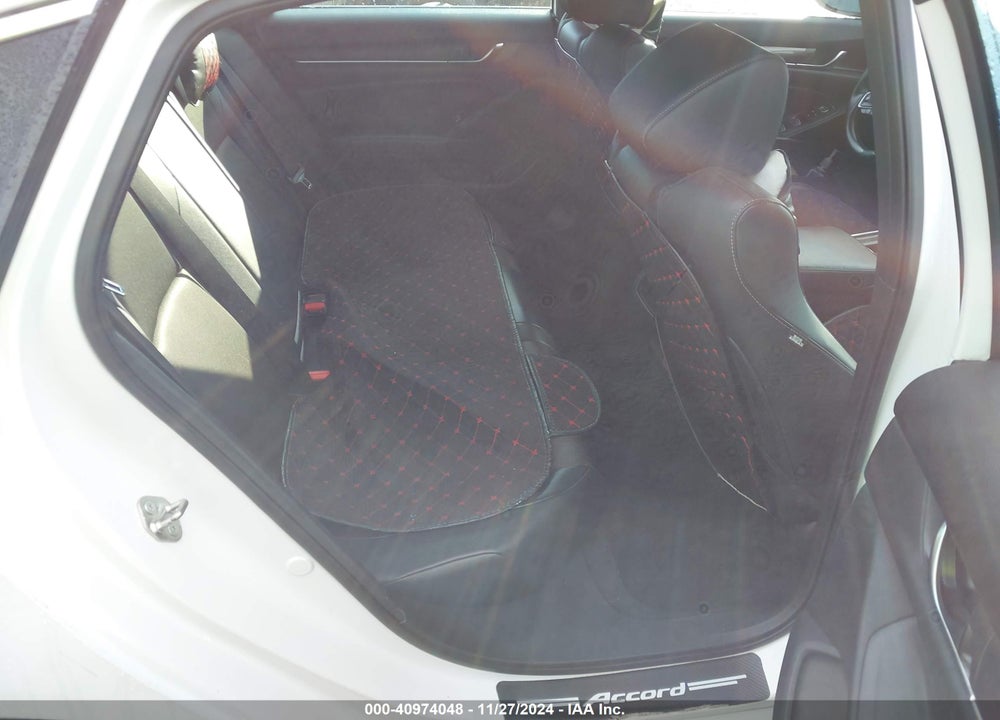 2018 HONDA ACCORD VIN: 1HGCV1F3XJA248470