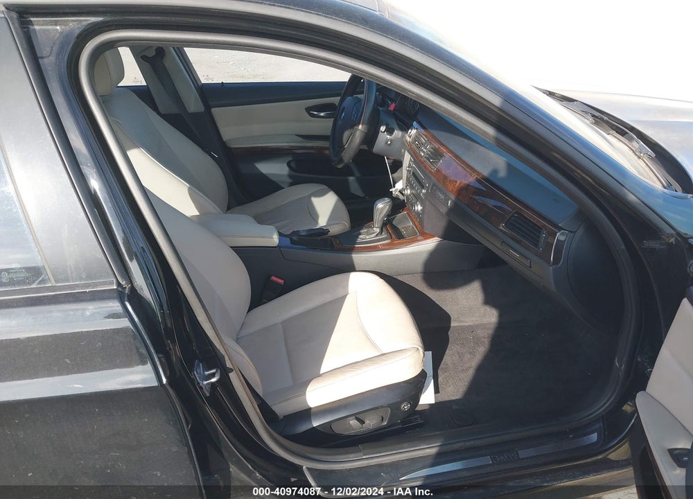 2011 BMW 328I XDRIVE VIN: WBAPK7C53BF082571